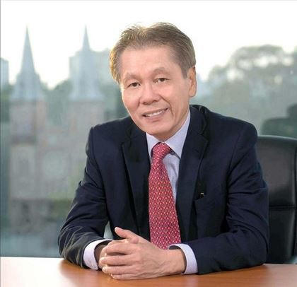 ông Lê Minh Quốc, người vừa bị Hội đồng quản trị Eximbank ra quyết định bãi nhiệm chức Chủ tịch HĐQT 3 ngày trước đó đã chính thức lên tiếng.