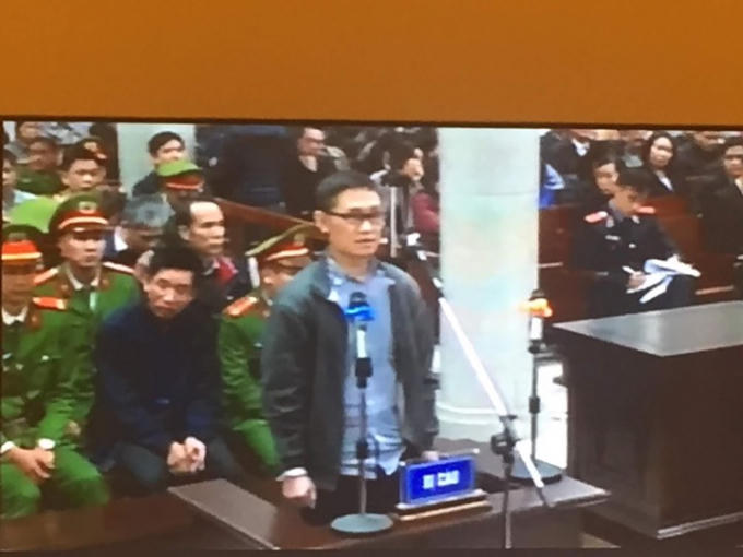 Bị cáo Nguyễn Mạnh Tiến tại phiên tòa.