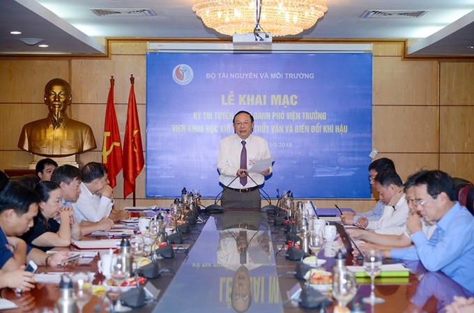 Anh318.