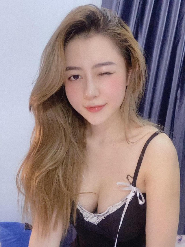Ngược lại, cô có thêm nhiều người bạn đến từ khắp mọi nơi.