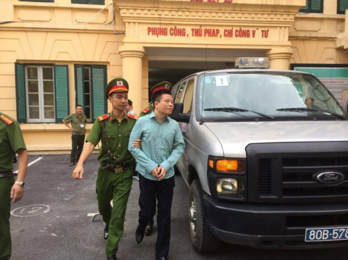 Bộ Công an đang điều tra mở rộng vụ án Hà Văn Thắm, nguyên Chủ tịch Hội đồng quản trị OceanBank và đồng phạm.