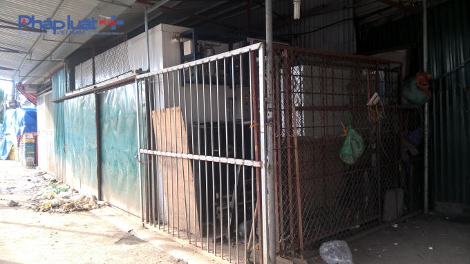 Kho đông lạnh của gia đình bà Hoa.