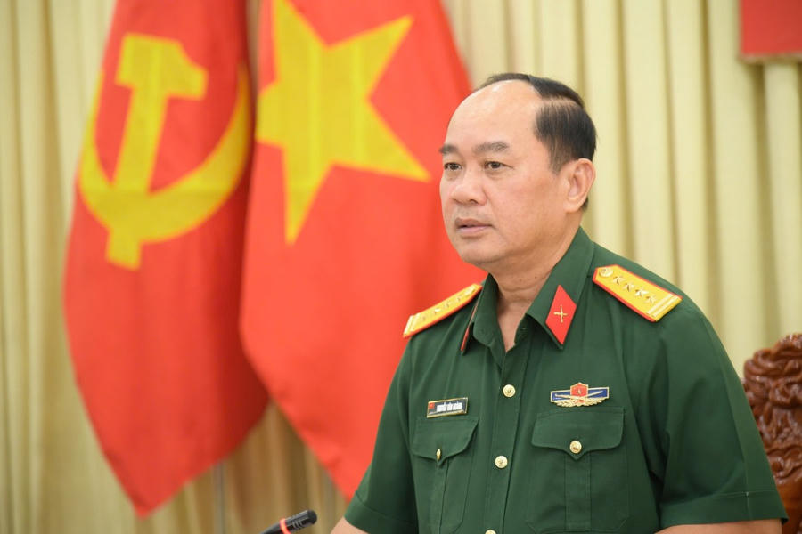 Đại tá Nguyễn Văn Ngành, Chỉ huy trưởng Bộ CHQS tỉnh phát biểu.