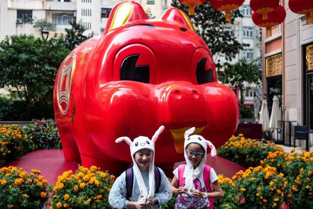 Tại Hồng Kông, không khí chào đón năm mới tưng bừng với nhiều hoạt động.