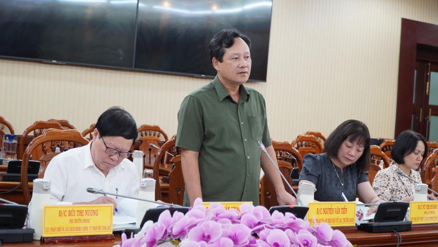 Ông Nguyễn Văn Tiến, Phó Chánh án Toà án nhân dân Tối cao, Trưởng Đoàn kiểm tra phát biểu.