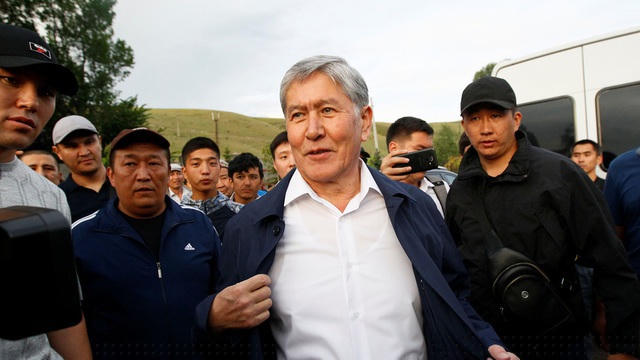 Cựu tổng thống Kyrgyzstan Almazbek Atambayev (Ảnh: Reuters)