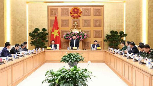 Phó Thủ tướng Chính phủ, Bộ trưởng Ngoại giao Phạm Bình Minh phát biểu tại phiên họp. Ảnh: TTXVN.