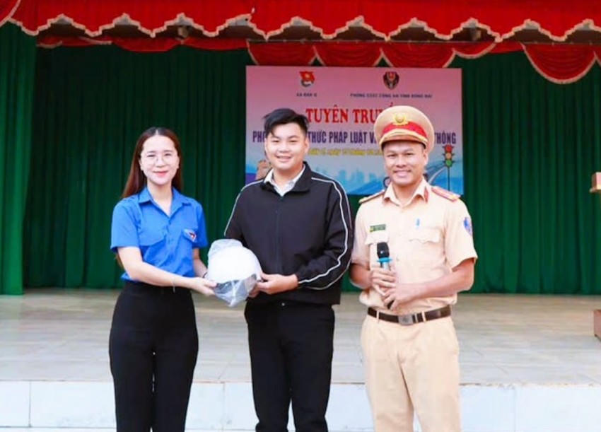 Thông qua hoạt động tuyên truyền, Phòng CSGT tỉnh Đồng Nai mong muốn góp phần nâng cao nhận thức, ý thức chấp hành pháp luật về trật tự, an toàn giao thông cho học sinh.