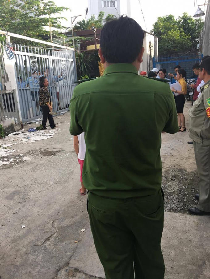 Đề nghị chính quyền địa phương vào cuộc xem xét giải quyết nội dung và Hường đã trình báo, kêu cứu.