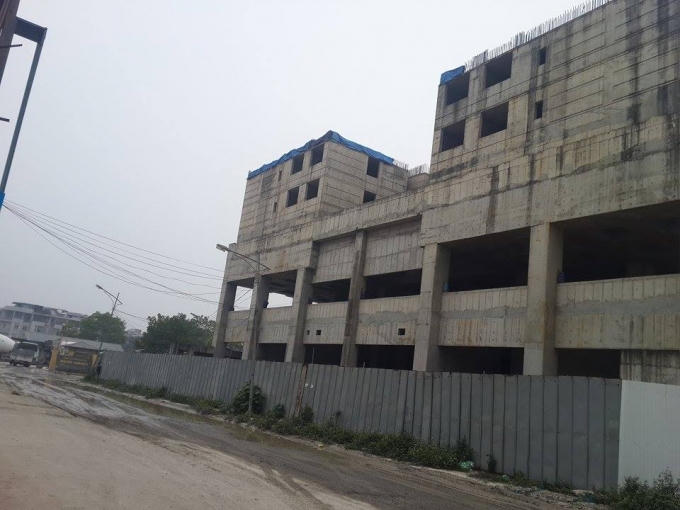 Và chưa hẹn ngày thi công trở lại.
