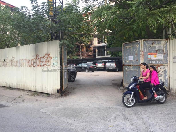 Đất dự án đang bị "xẻ thịt" nghiêm trọng.