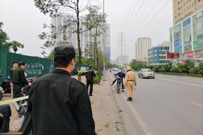 Nhiều tuyến đường tại Hà Nội được công an tăng cường phân luồng, bảo vệ để phục vụ hội nghị Mỹ - Triều. Ảnh: Hoàng Lam.