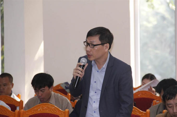 Ông Nguyễn Tiến Đức, Giám đốc Công ty Cổ phần ống sợi thủy tinh Nghi Sơn phát biểu tại Hội thảo.