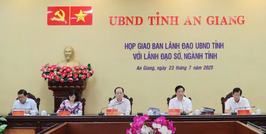 Công tác tiếp nhận bàn giao tài sản cảng hàng không quốc tế Phú Quốc về địa phương quản lý đã được xúc tiến.