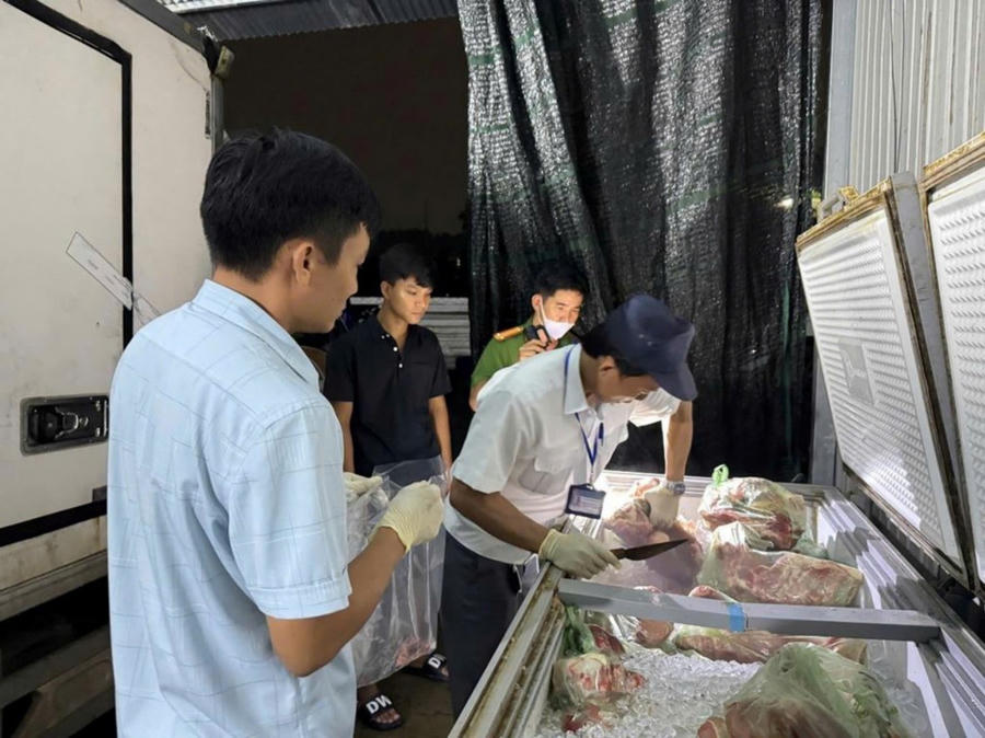 chủ cơ sở không xuất trình được hoá đơn, chứng từ nguồn gốc xuất xứ thịt heo