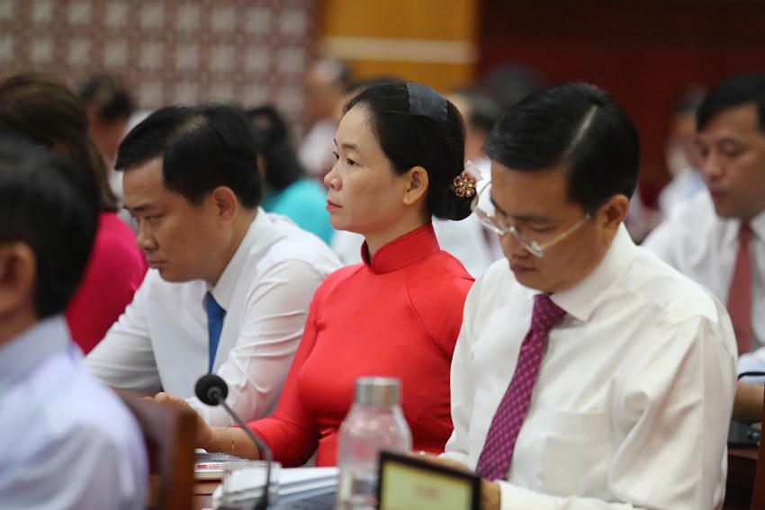 Đại biểu tham dự kỳ họp