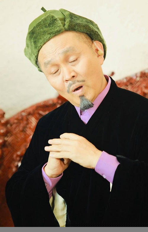 xuan hinh sam trang phuc