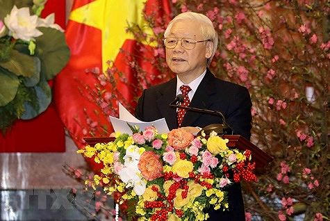 Tổng Bí thư, Chủ tịch nước Nguyễn Phú Trọng chúc Tết các đồng chí lão thành cách mạng, lãnh đạo và nguyên lãnh đạo Đảng, Nhà nước, Mặt trận Tổ quốc Việt Nam, các bộ, ban, ngành và thành phố Hà Nội - Ảnh: TTXVN