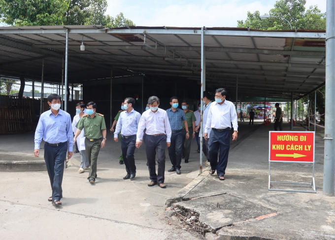 Đoàn công tác tỉnh An Giang trực tiếp kiểm tra, khảo sát khu vực cách ly điều trị tại Trung tâm Y tế huyện An Phú