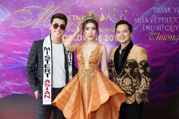 Ho&agrave;ng Y Nhung khoe vẻ đẹp rạng ngời, đầy cuốn h&uacute;t tại 'Hoa hậu doanh nh&acirc;n Việt Nam to&agrave;n Thế giới 2018'