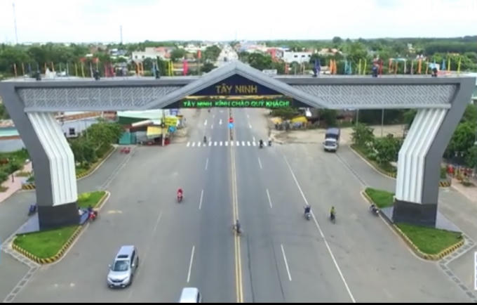 Tăng cường flycam ghi hình giúp cơ quan chức năng giám sát chặt chẽ hơn trong công tác phòng, chống dịch Covid-19.  (Ảnh minh họa)
