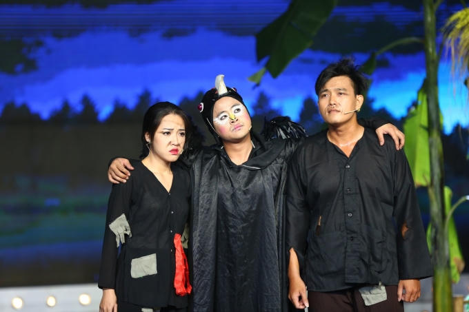 Đ&oacute;n Tết qu&ecirc; giữa phố với nghệ sĩ Cười Xuy&ecirc;n Việt v&agrave; Solo c&ugrave;ng Bolero