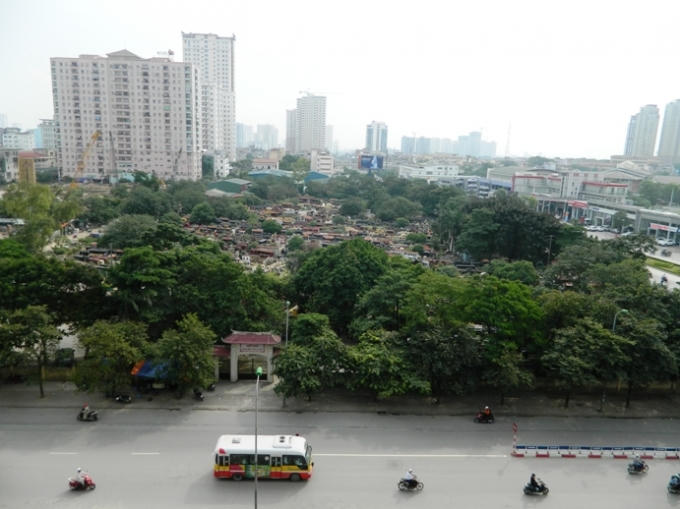 Sau nhiều năm chưa thể đi vào hoạt động, giới kinh doanh cho rằng HUD đang thiếu vốn khi đầu tư vào dự án này.
