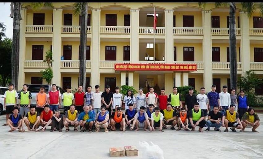 Các đối tượng trong đường dây lừa đảo.
