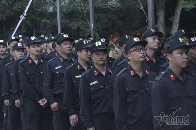 C&ugrave;ng với nhiều cơ quan, ban ng&agrave;nh, đo&agrave;n thể tr&ecirc;n khắp cả nước