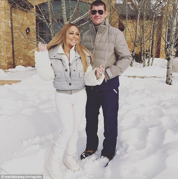 Ngoài ra, chủ nhân của giải Grammy cũng không quên giành thời gian cho bạn trai tỷ phú James Packer trong suốt kỳ nghỉ giáng sinh. Ảnh: Internet