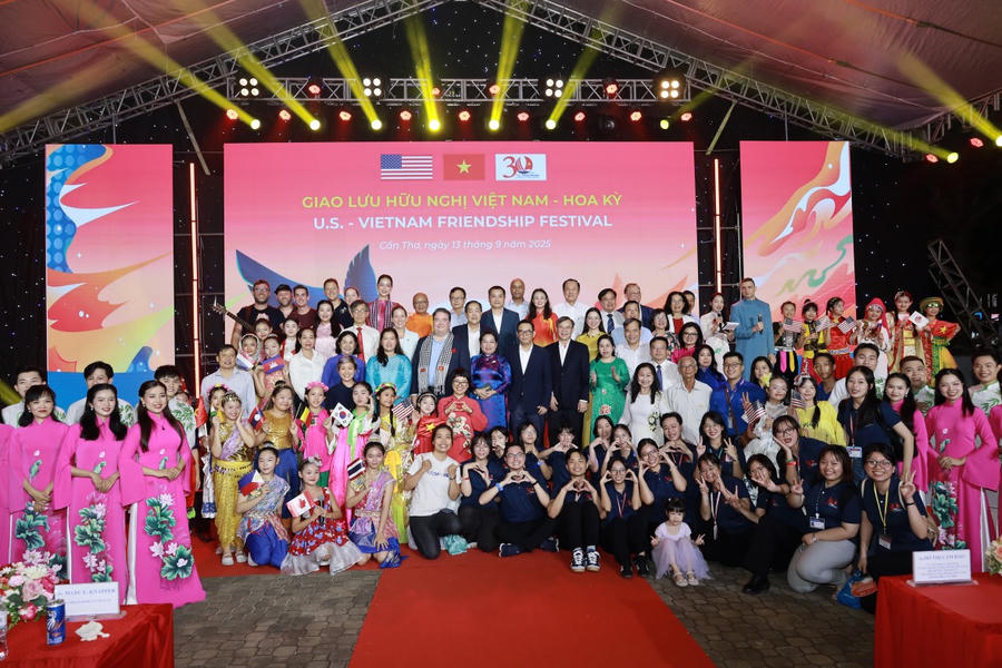 Ngày hội Giao lưu Hữu nghị Hoa Kỳ - Việt Nam nhân kỷ niệm 30 năm thiết lập quan hệ ngoại giao Việt Nam - Hoa Kỳ (1995 - 2025).