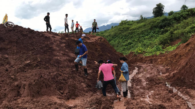Gian nan tuyến đường vào bản Noong Hẻo