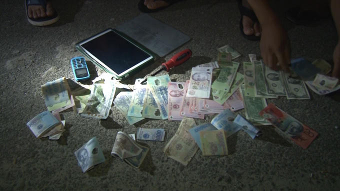 Tang vật của một vụ án mà Linh thực hiện.