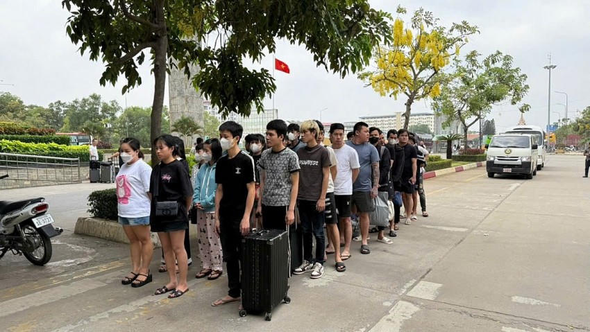 31 công dân Việt Nam được trao trả tại khu vực biên giới.