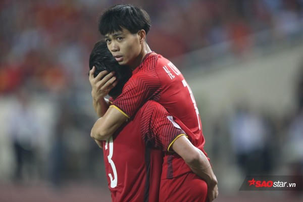 Việt Nam vẫn là đội duy nhất vượt qua vòng bảng một kỳ ASIAN Cup.