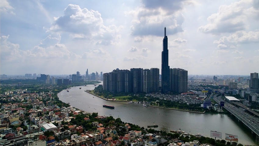 Một góc TP.HCM, phát triển kinh tế mạnh ở phía Nam.