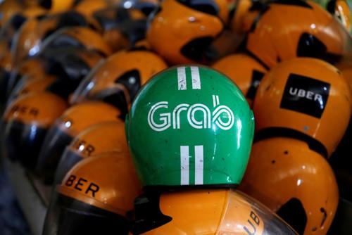GrabTaxi cho rằng thị phần kết hợp của Grab và Uber trên thị trường liên quan tại Việt Nam được xác định thấp hơn 30%, tuy nhiên lại chưa đưa ra được các căn cứ cụ thể để chứng minh cho nhận định này.
