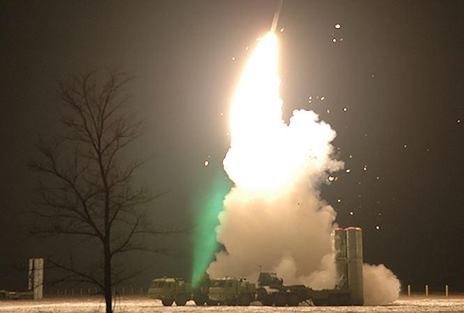 B&iacute; ẩn &lsquo;&aacute;t chủ b&agrave;i&rsquo; Nga phản c&ocirc;ng đ&ograve;n t&ecirc;n lửa của Mỹ ở Syria