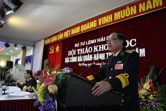 Chuẩn Đô đốc Phạm Xuân Điệp - Tham mưu trưởng, Phó Tư lệnh Hải quân phát biểu tại hội thảo.