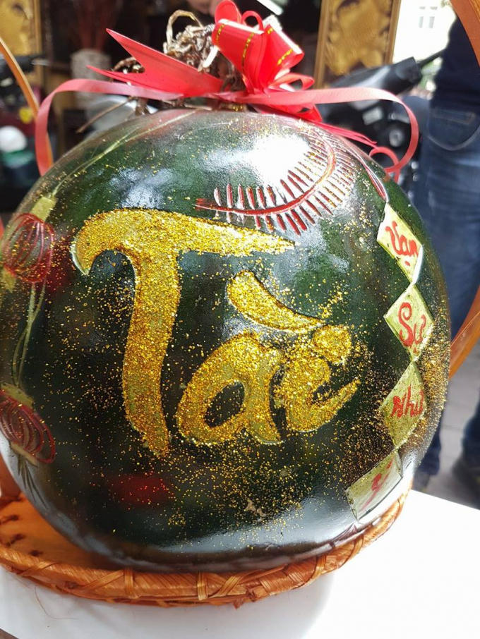 Chữ Tài.