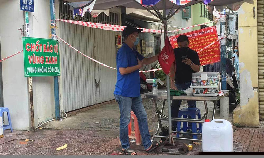 Từ 20/7, "vùng xanh" được thiết lập tại cư xá Đô Thành, đến nay trên địa bàn phường 4, quận 3 đã có 12 chốt giữ "vùng xanh"