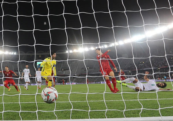 Công Phượng ghi bàn thắng nâng tỉ số lên 2-1 cho ĐT Việt Nam. (Ảnh: VFF)