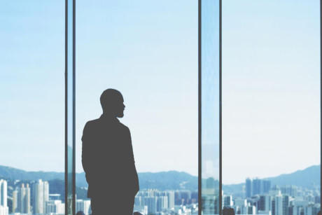 Smith yêu cầu che mặt và giấu tên của anh khi thực hiện bài phỏng vấn với Forbes.
