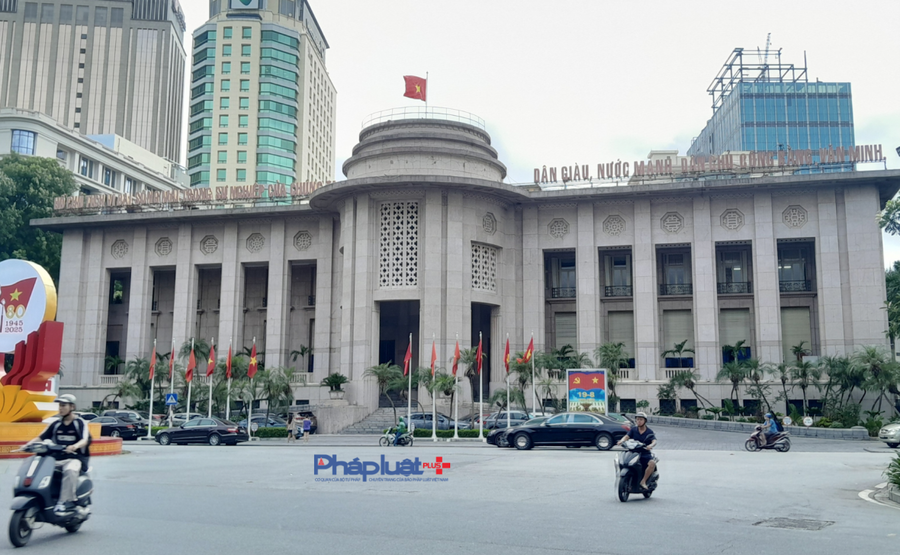 Ngành Ngân hàng có hơn 123,9 triệu hồ sơ khách hàng cá nhân được thu nhập, đối chiếu thông tin sinh trắc học. (Ảnh: N. Trường).