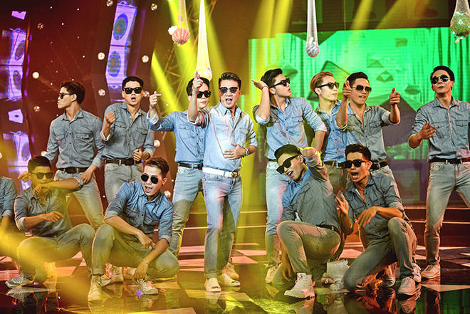 Đàm Vĩnh Hưng – Ông hoàng nhạc Việt nhiều người ghét cũng có lắm kẻ mê