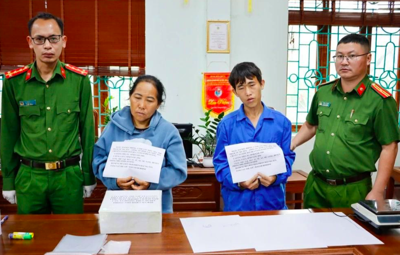 Hai đối tượng trong đường dây ma tuý bị bắt giữ. Ảnh: CA Lai Châu.