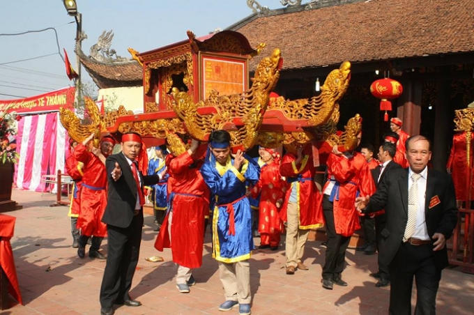 Điều đặc biệt trong nghi thức ch&eacute;m lợn trong hội xu&acirc;n 2016