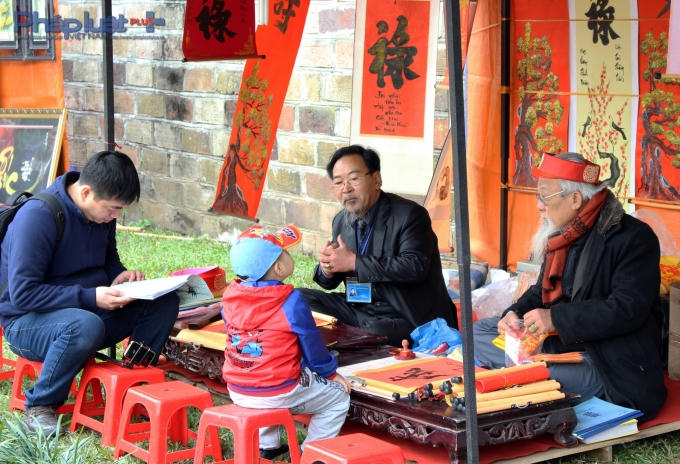 Ước mơ tâm sáng, học hành thành đạt bắt đầu được gieo nguồn từ đây. (Ảnh: Đức Biên)