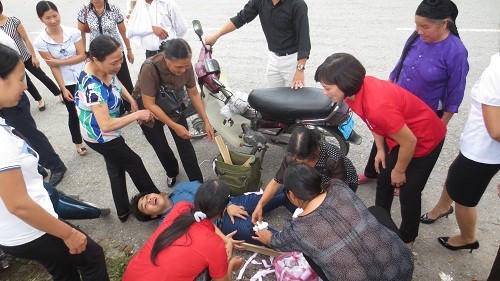 Hành động của người dân quyết định tính mạng nạn nhân qua việc sơ cứu, gọi cấp cứu hoặc can thiệp để ngăn chặn nguy hiểm. (Ảnh minh họa Internet)