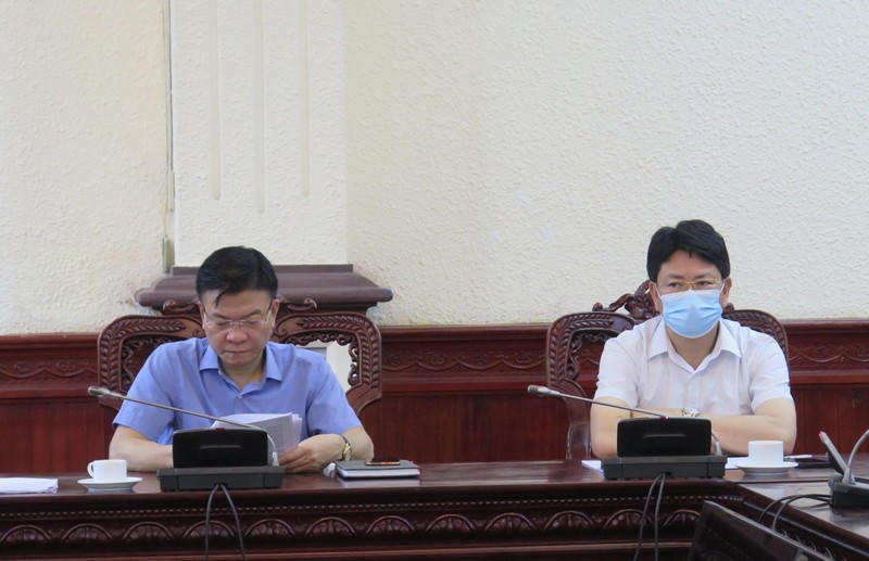 Bộ Trưởng Lê Thành Long và Thứ trưởng Nguyễn Thanh Tịnh chủ trì cuộc họp.